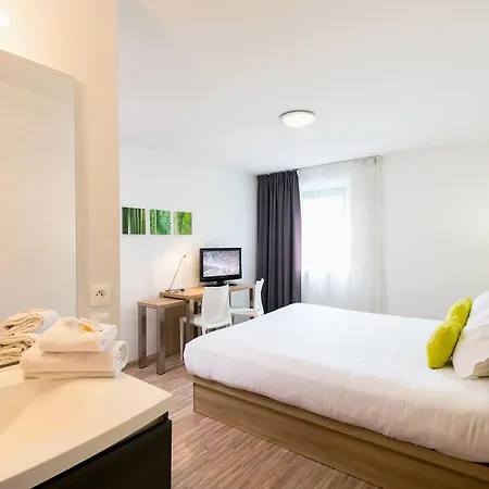 Teneo Bordeaux - Aeroport Aparthotel Mérignac