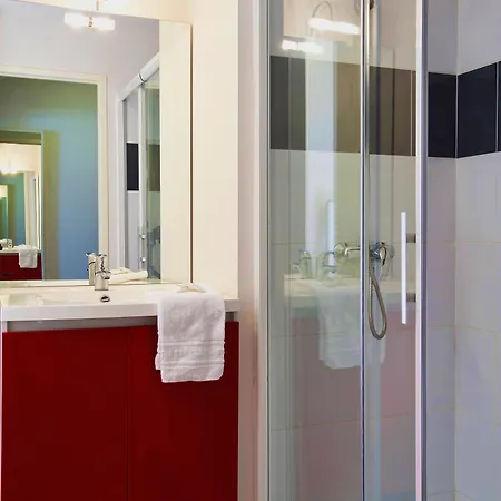 Hotel apartamentowy Teneo Bordeaux - Aeroport