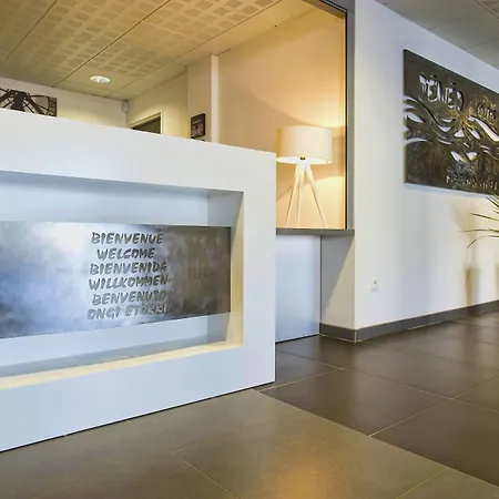 Hotel apartamentowy Teneo Bordeaux - Aeroport