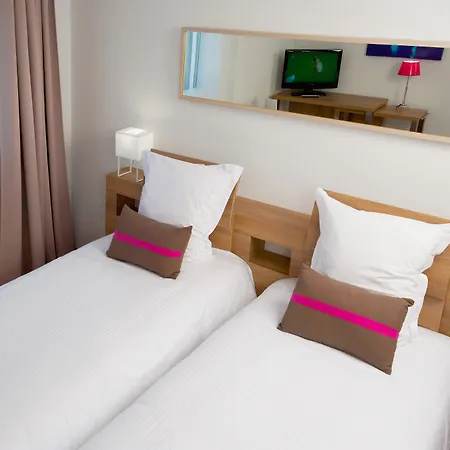 Teneo Bordeaux - Aeroport Aparthotel 2*