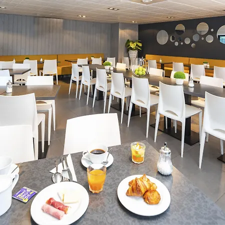 Teneo Bordeaux - Aeroport Апарт-готель