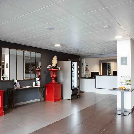 Апарт-готель Teneo Bordeaux - Aeroport