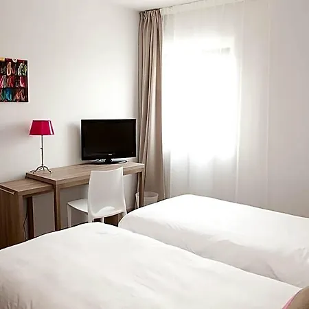 Teneo Bordeaux - Aeroport Hotel apartamentowy