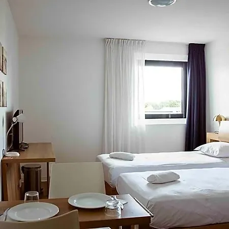 Teneo Bordeaux - Aeroport Hotel apartamentowy Mérignac
