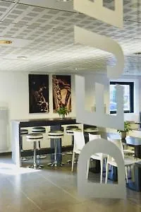 Teneo Bordeaux - Aeroport Ξενοδοχείο με διαμερίσματα 2*