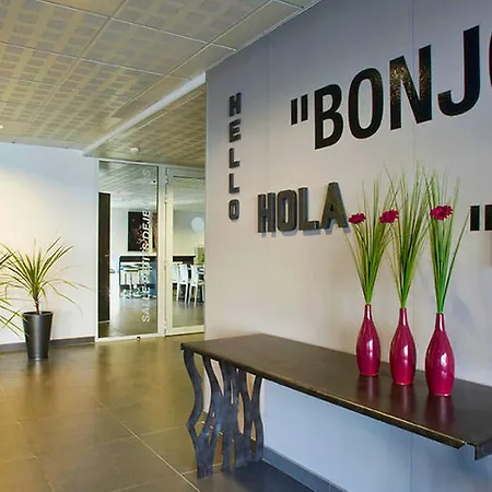 Teneo Bordeaux - Aeroport 2*