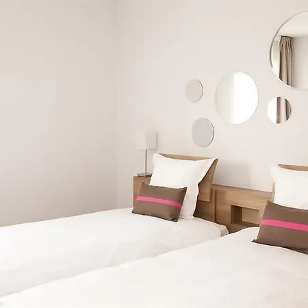 Hotel apartamentowy Teneo Bordeaux - Aeroport 2*