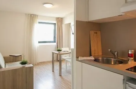 Teneo Bordeaux - Aeroport Aparthotel Mérignac