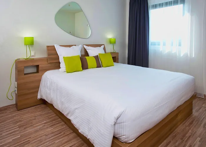 Aparthotel Ténéo Bordeaux - Aéroport 2*