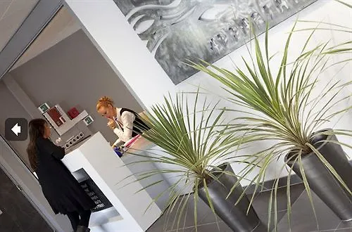 Aparthotel Ténéo Bordeaux - Aéroport 2*